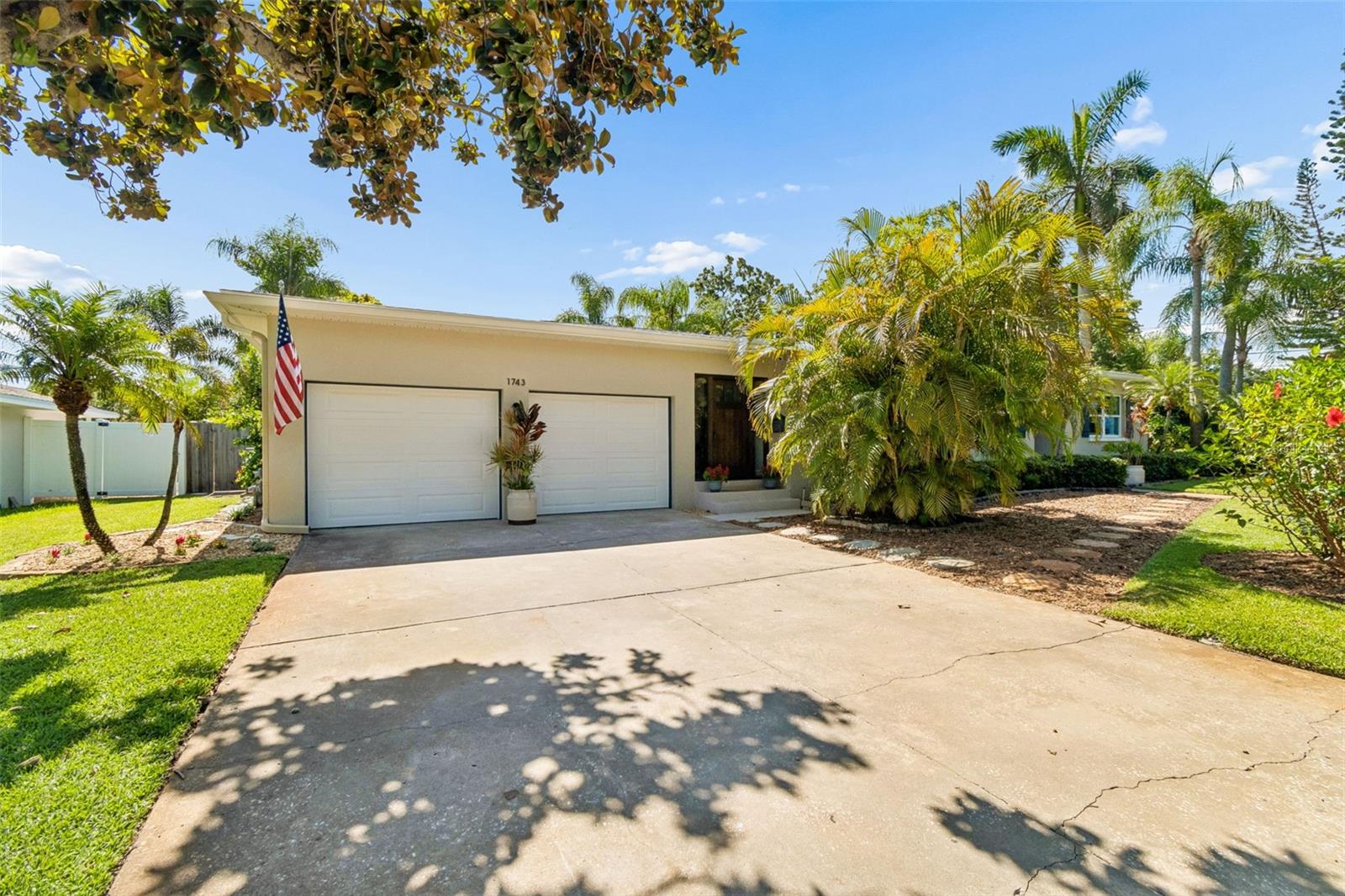 1743 EAGLES NEST DR — photo 5