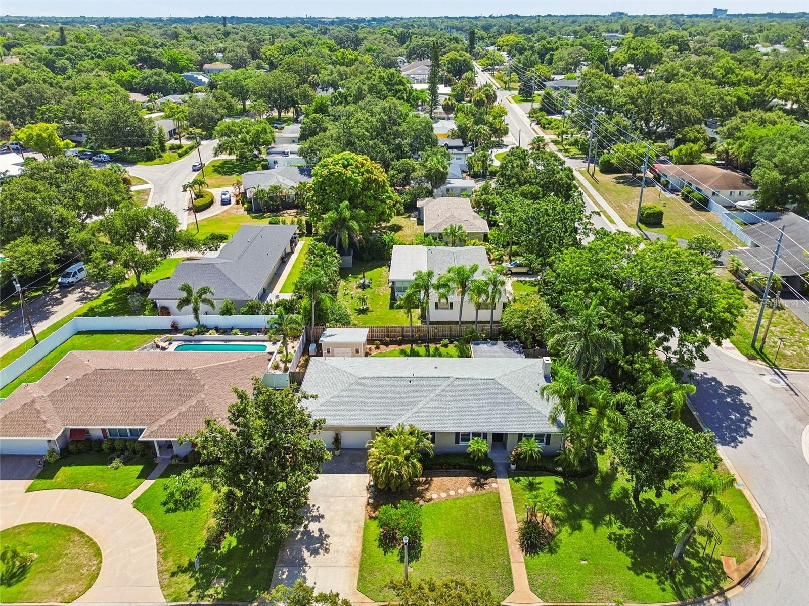 1743 EAGLES NEST DR — photo 67