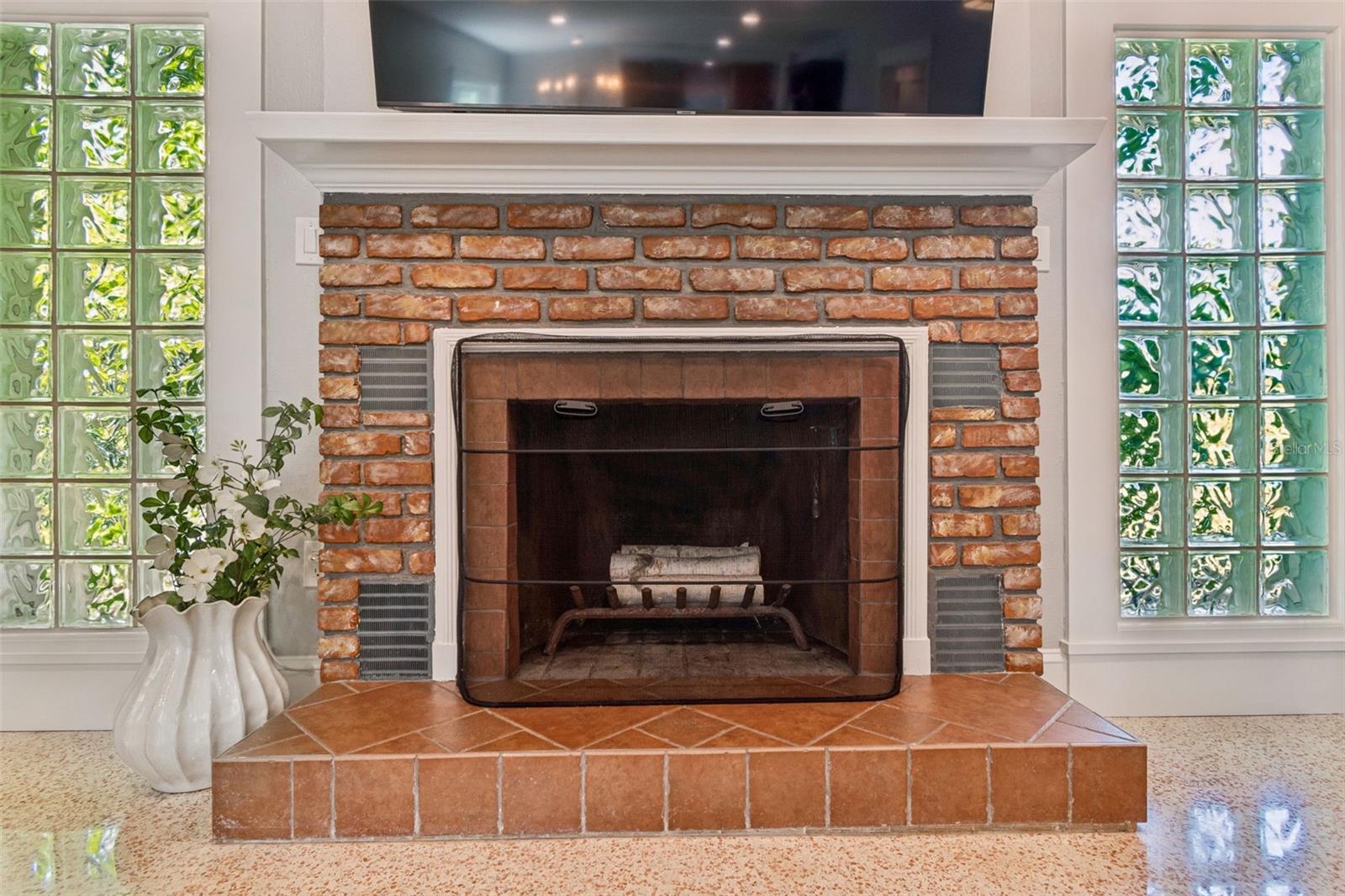 1743 EAGLES NEST DR — photo 26