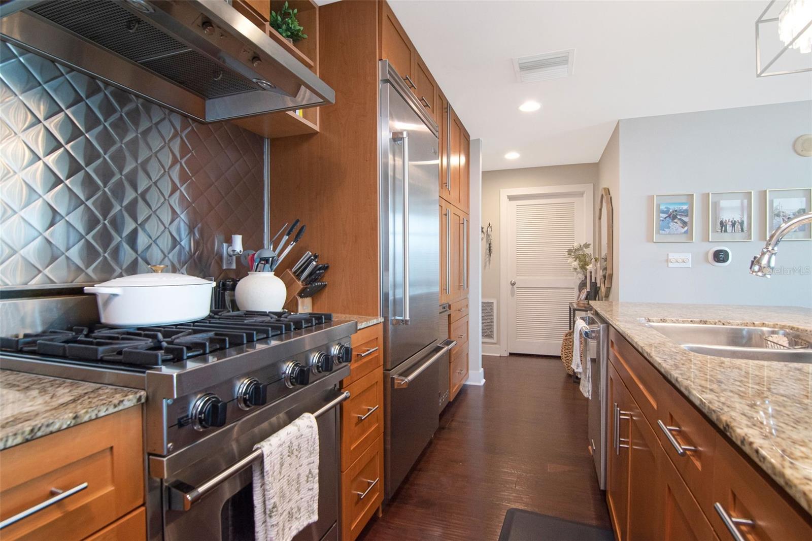 1120 E KENNEDY BLVD #1211 — photo 6