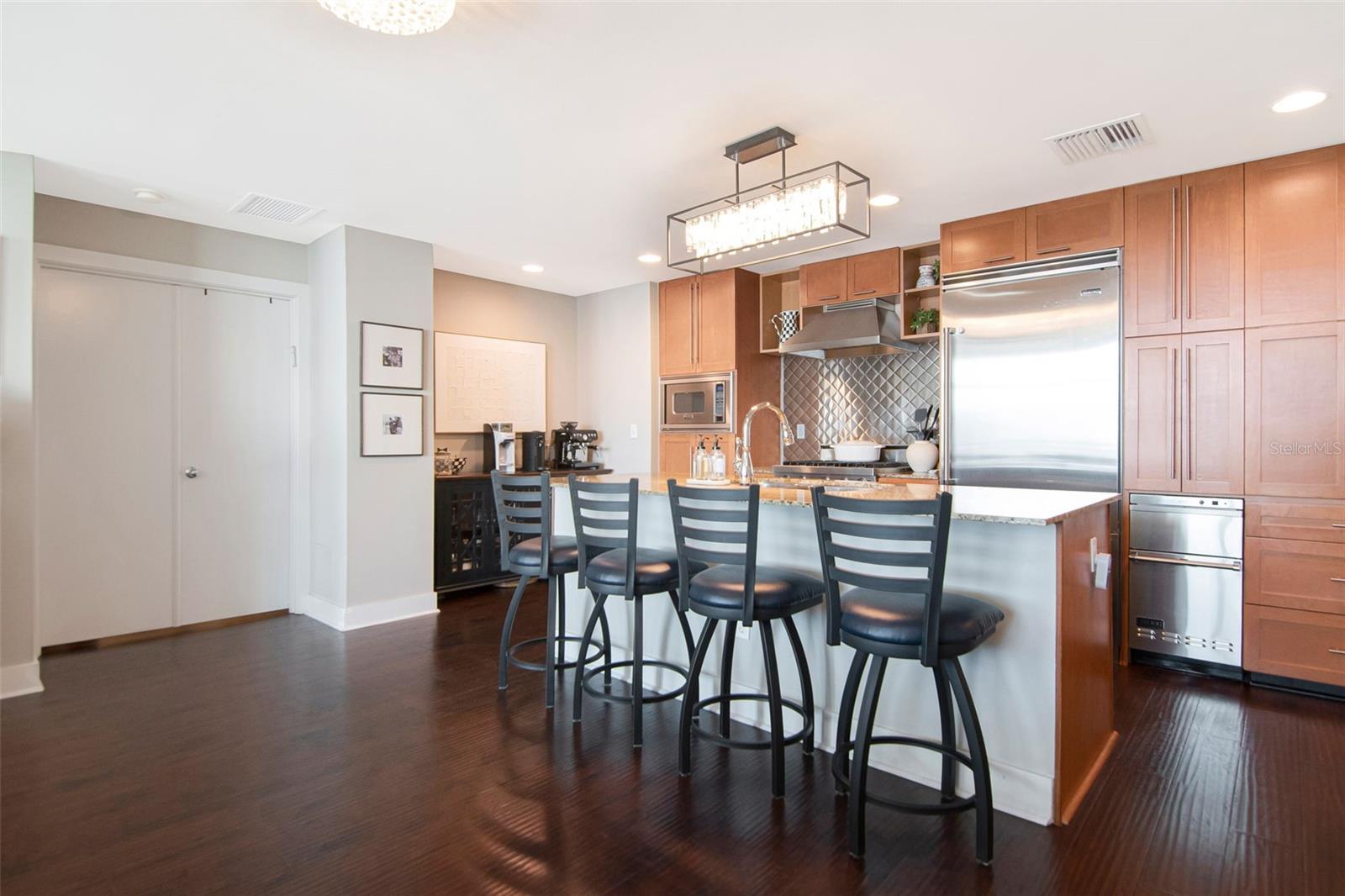 1120 E KENNEDY BLVD #1211 — photo 10