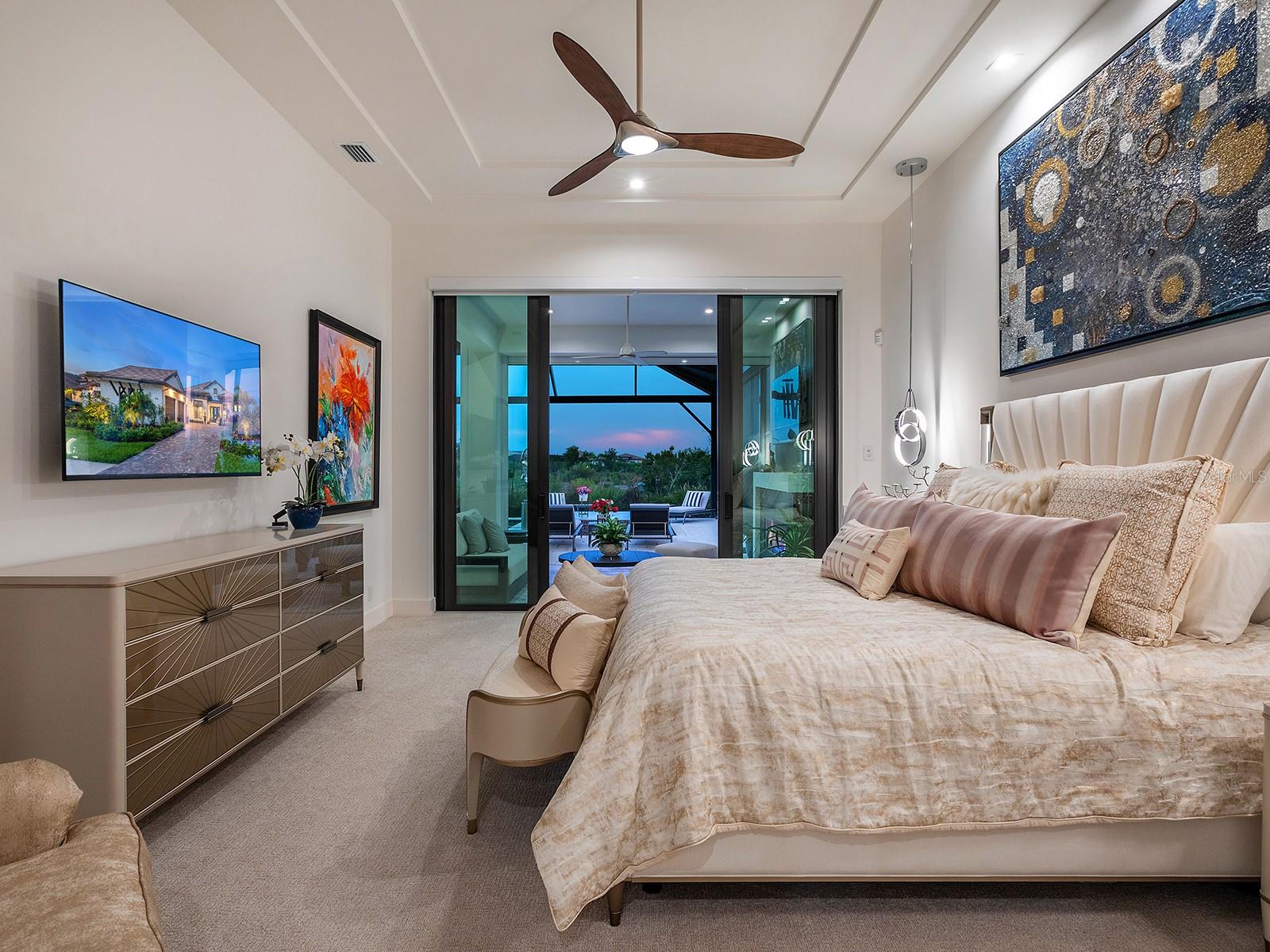 1095 BLUE SHELL LOOP — photo 40