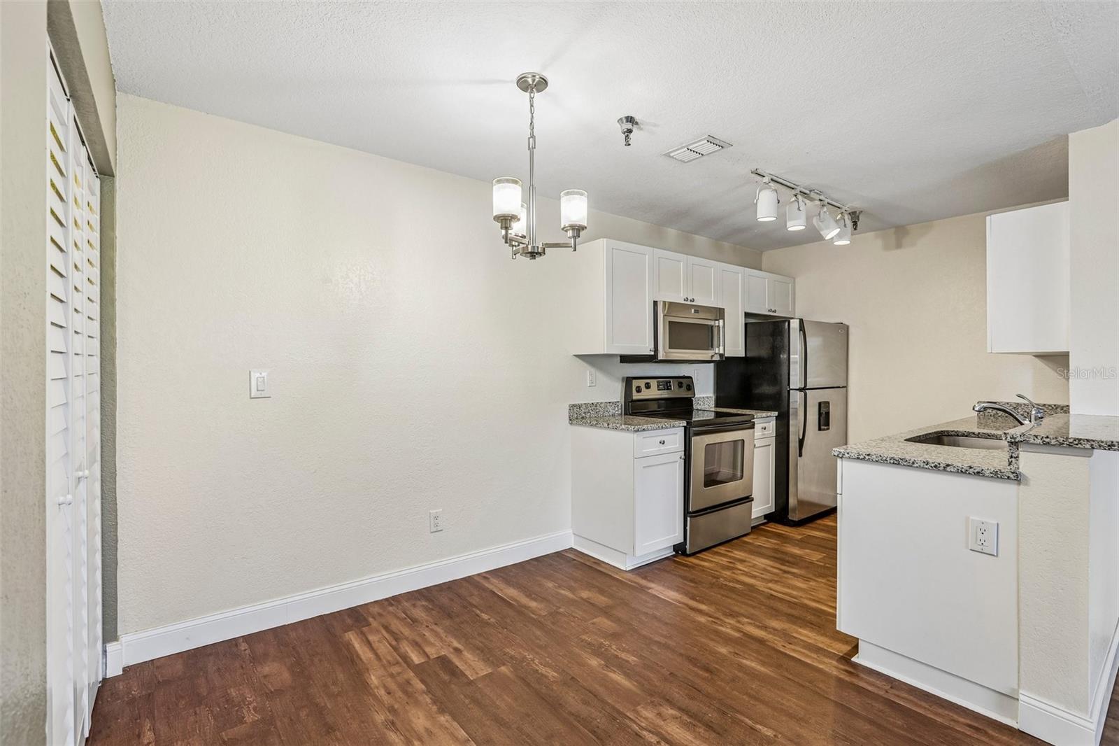 10263 GANDY BLVD N #406 — photo 11