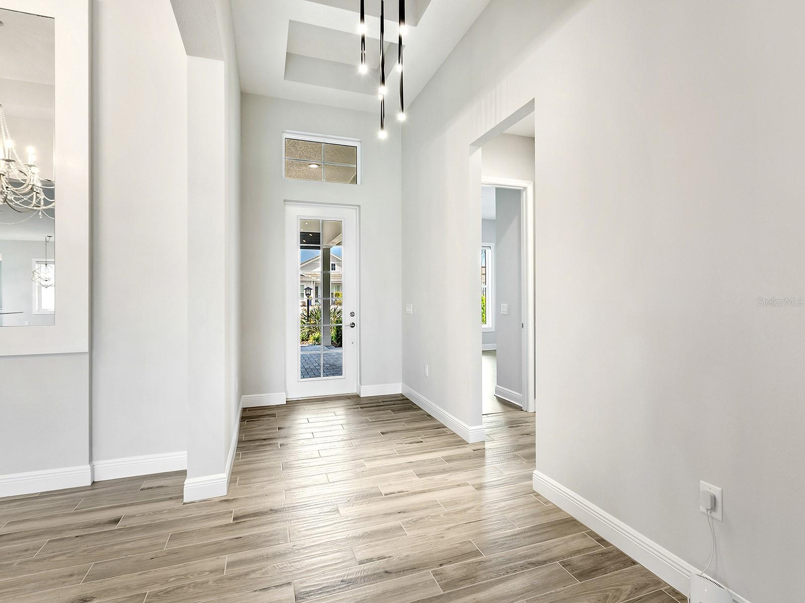 8282 GRANDE SHORES DR — photo 12