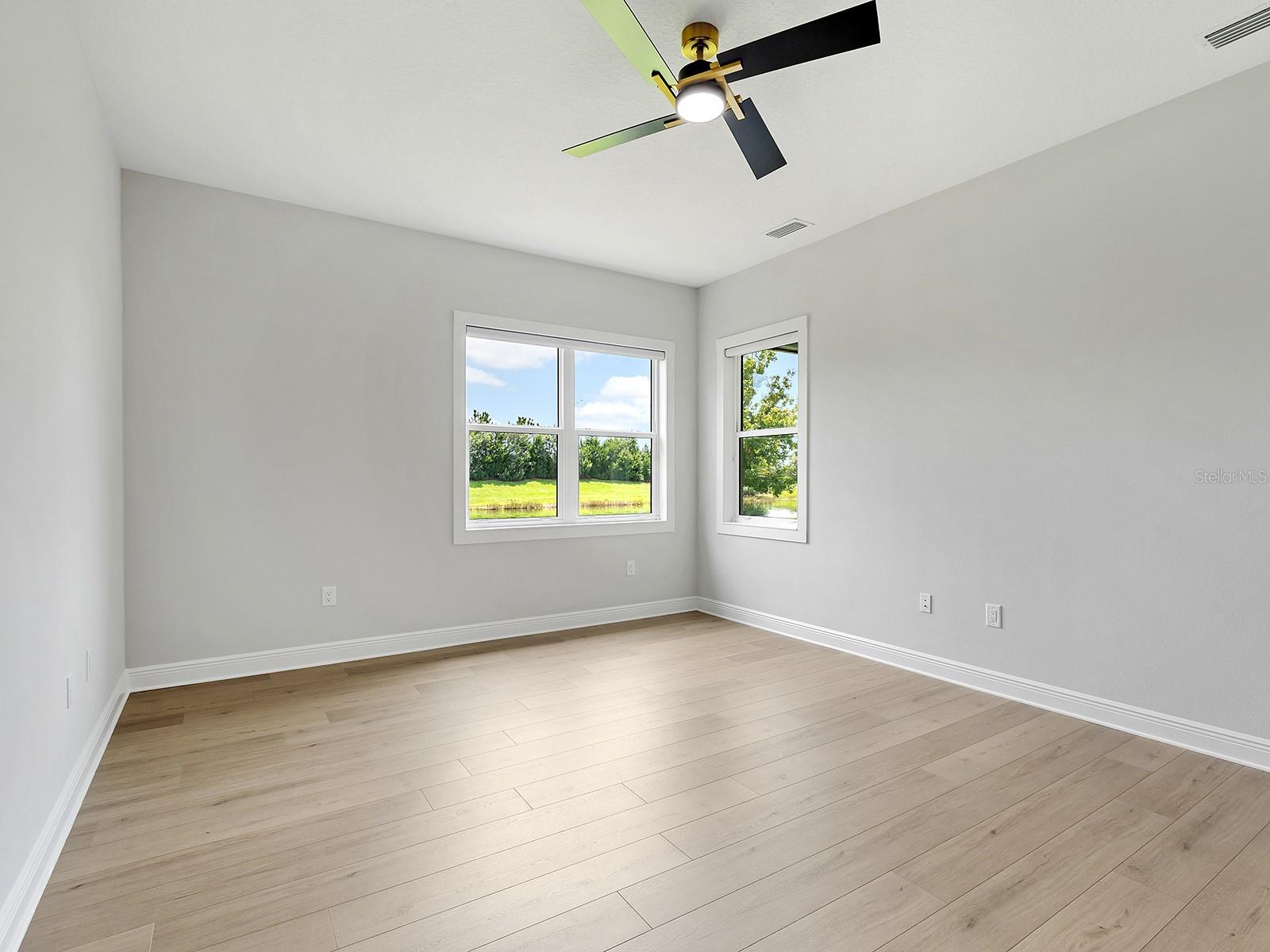 8282 GRANDE SHORES DR — photo 37