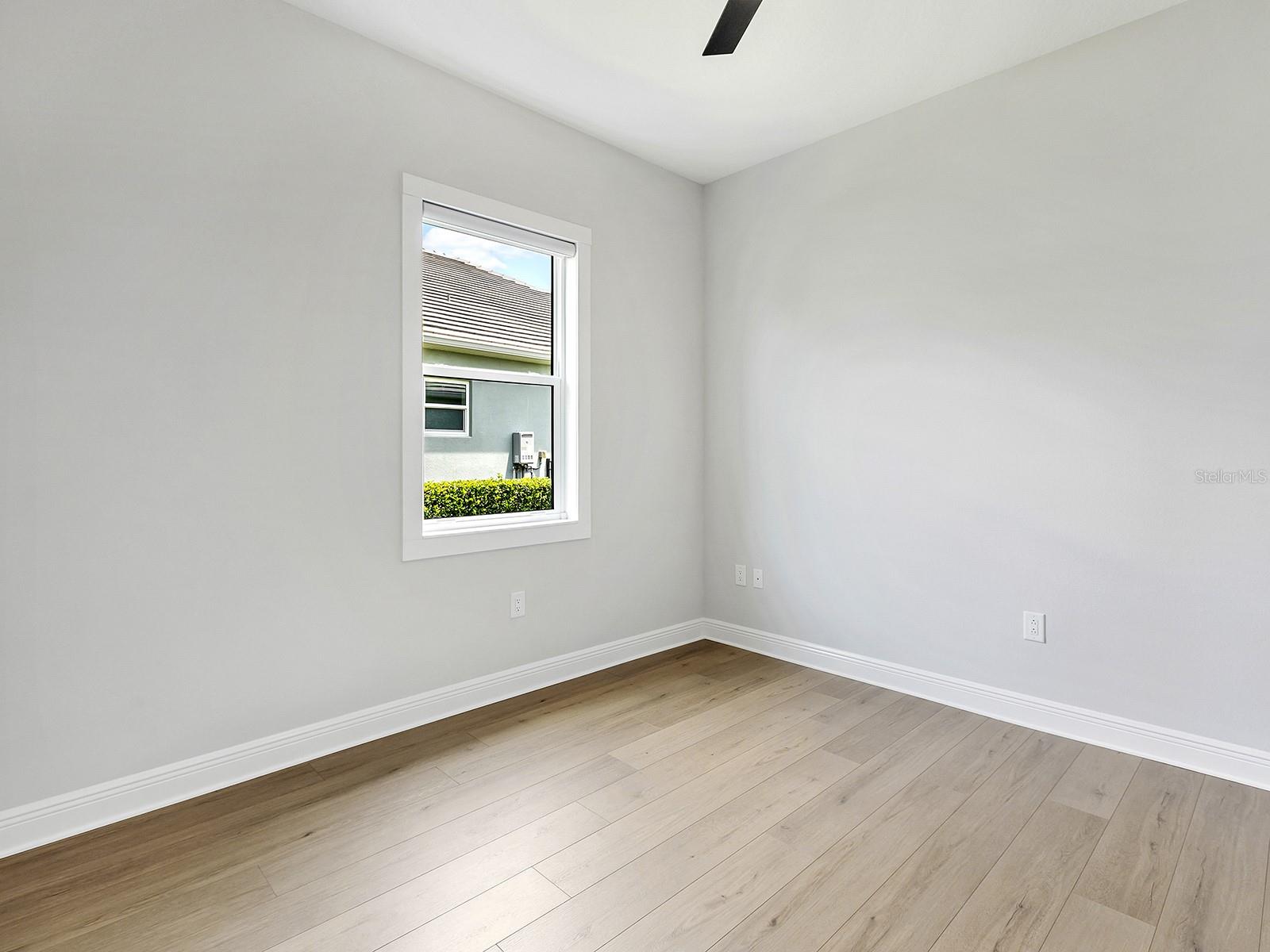 8282 GRANDE SHORES DR — photo 44