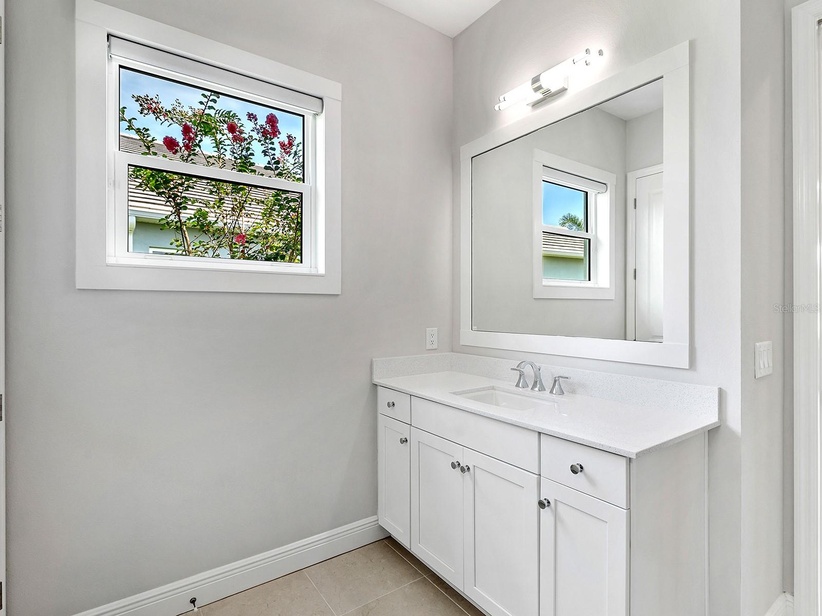 8282 GRANDE SHORES DR — photo 43