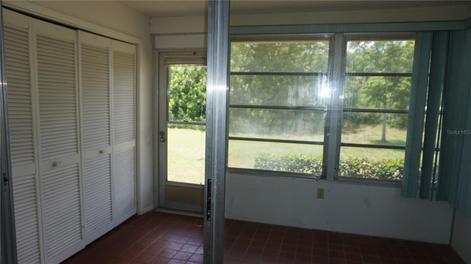 12543 DEARBORN DR — photo 13