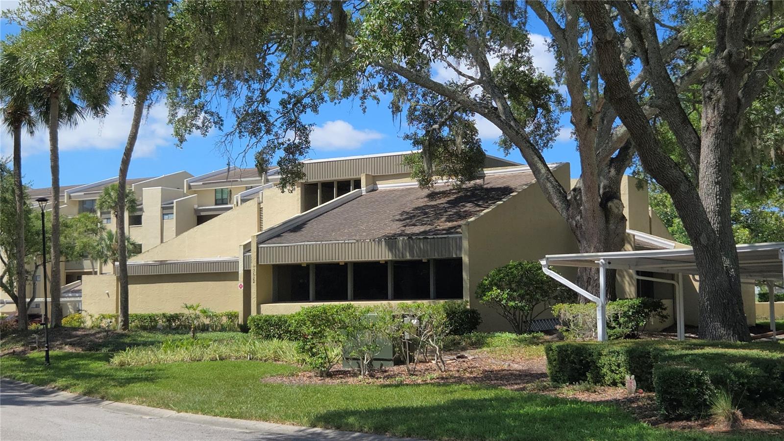13626 GREENFIELD DR #201 — photo 21