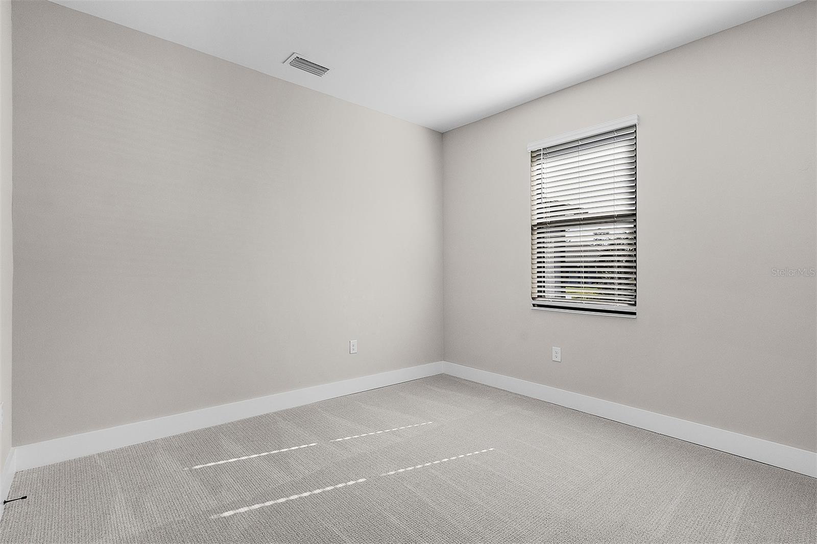 2405 GALLAGHER RD — photo 9