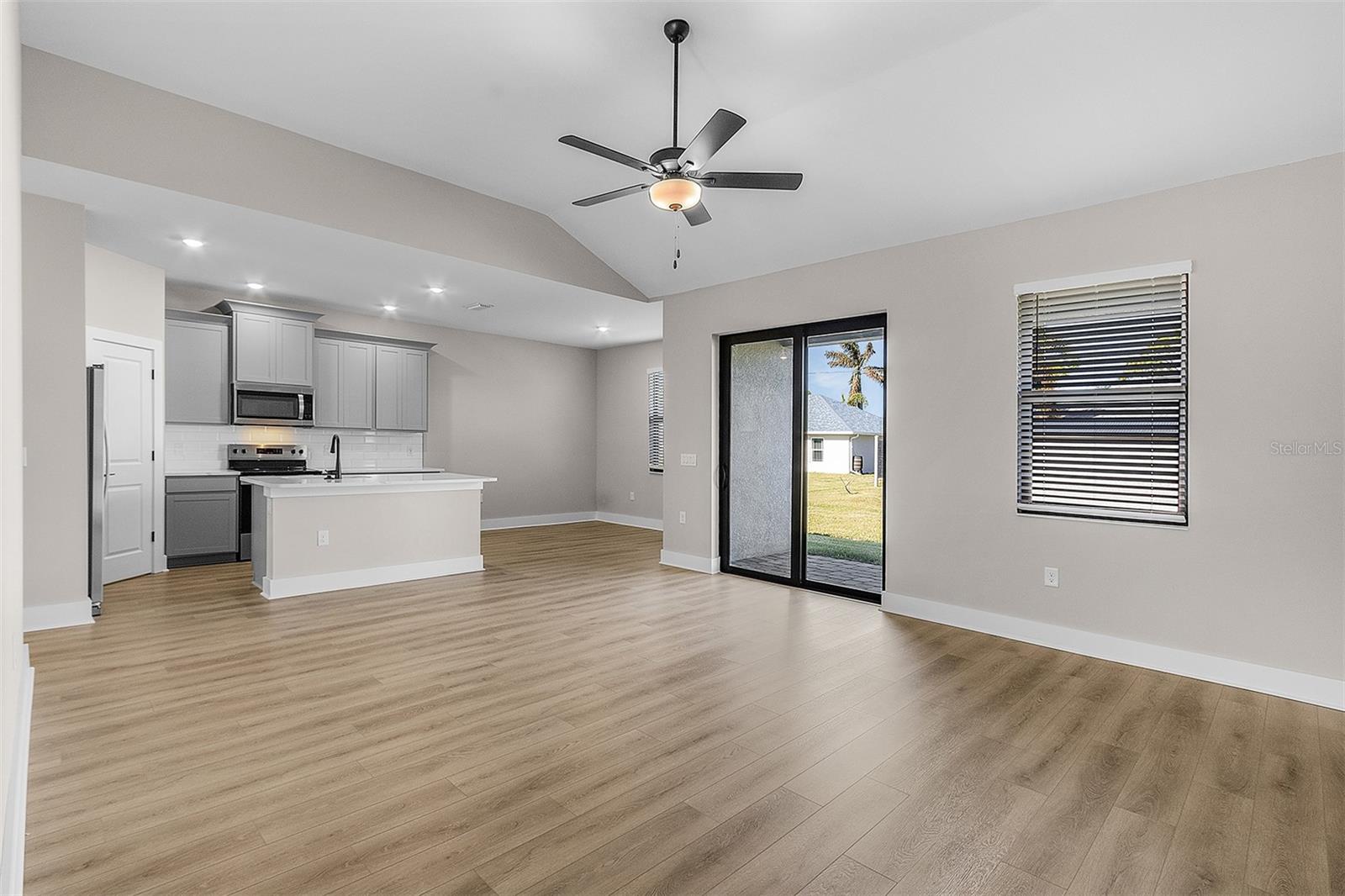 2405 GALLAGHER RD — photo 3