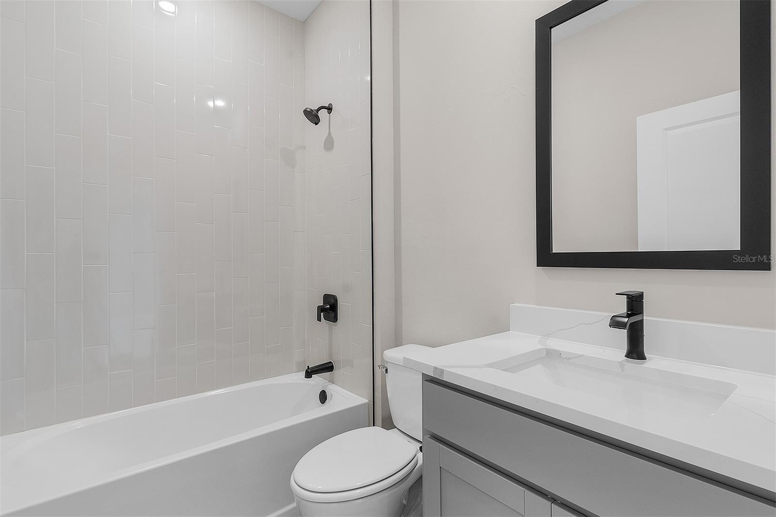 2405 GALLAGHER RD — photo 7
