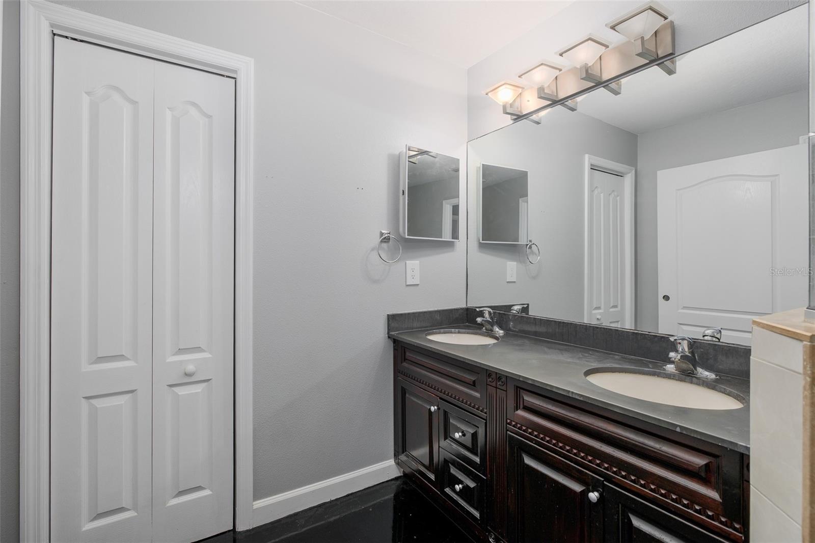 2989 ESTANCIA PL — photo 26