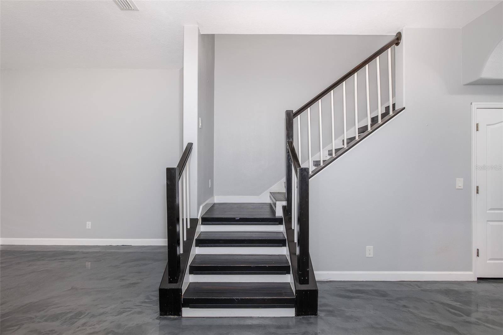 2989 ESTANCIA PL — photo 17