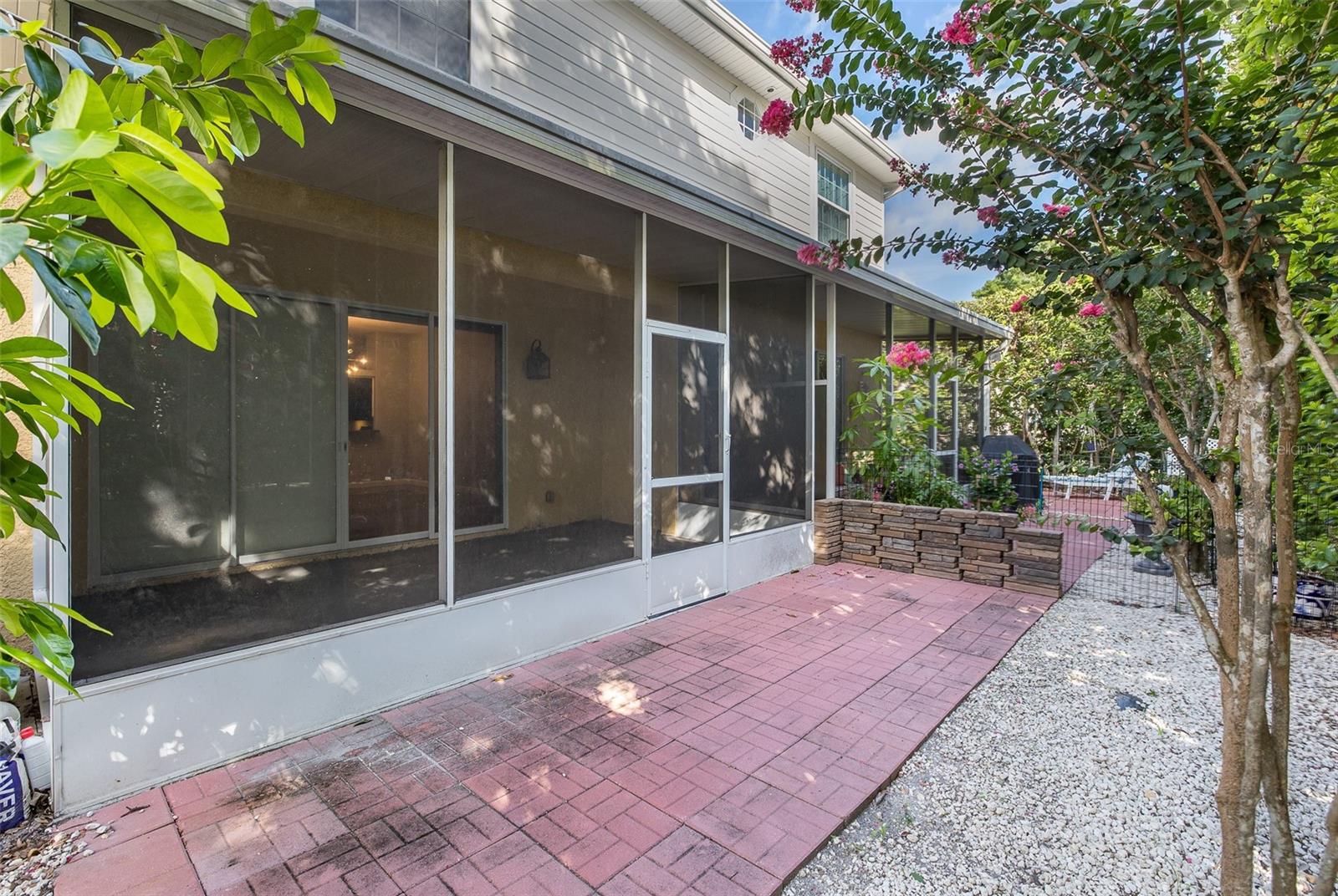 2989 ESTANCIA PL — photo 41