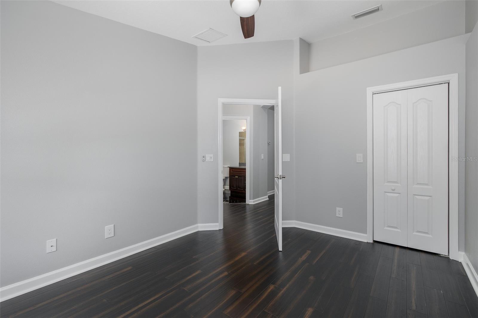 2989 ESTANCIA PL — photo 33