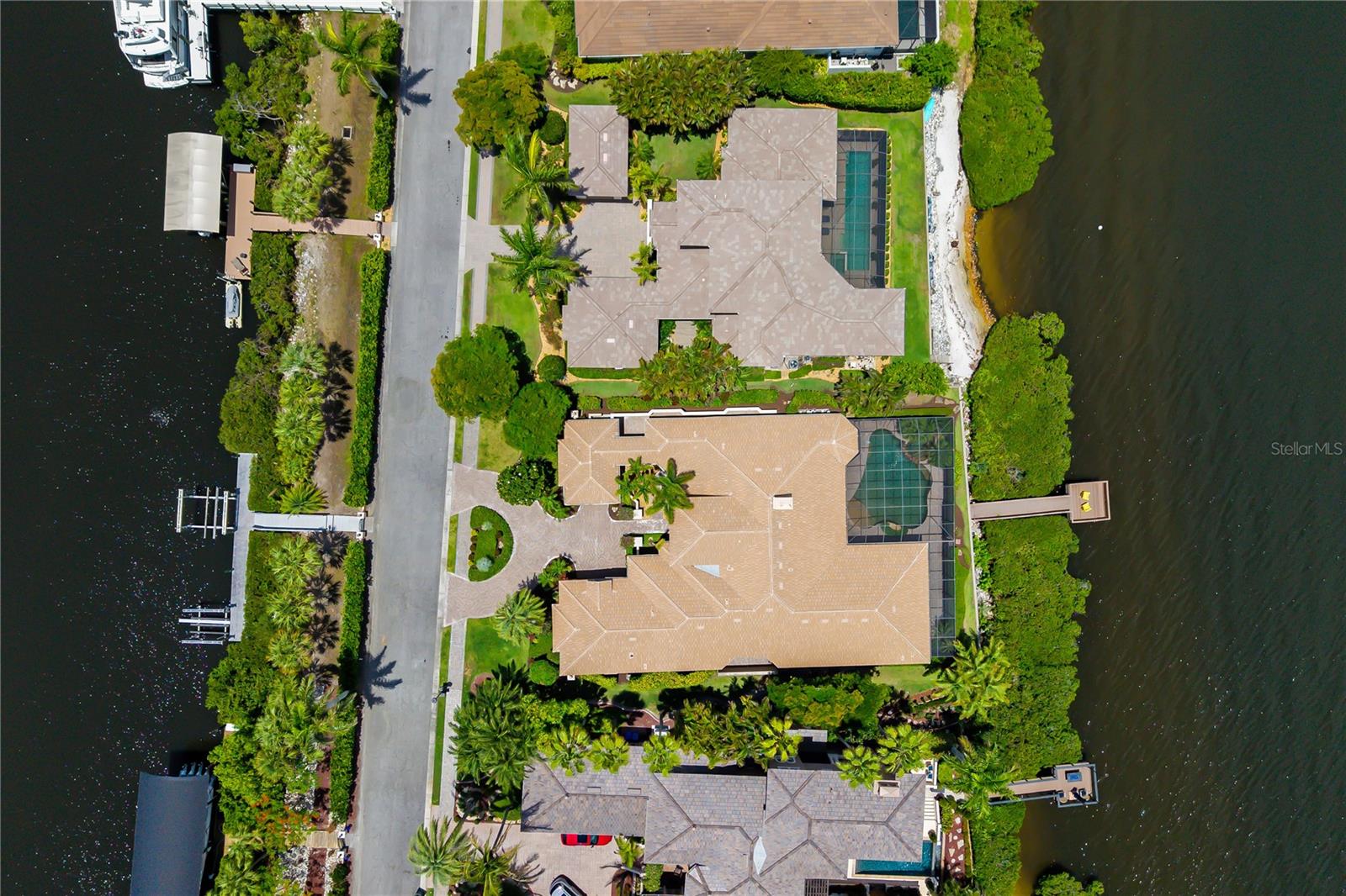 3803 HAWK ISLAND DR — photo 96