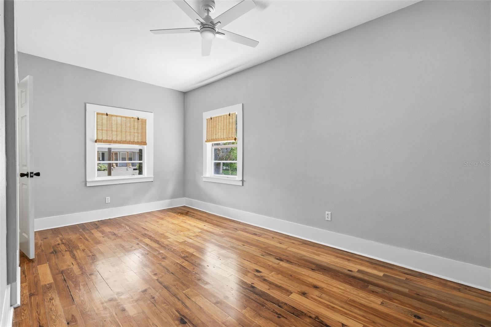 236 W NORTH ST — photo 13