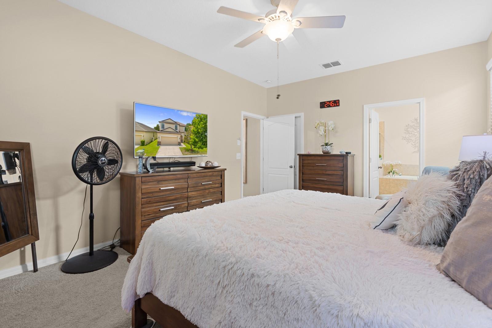 13216 WELLINGTON HILLS DR — photo 37