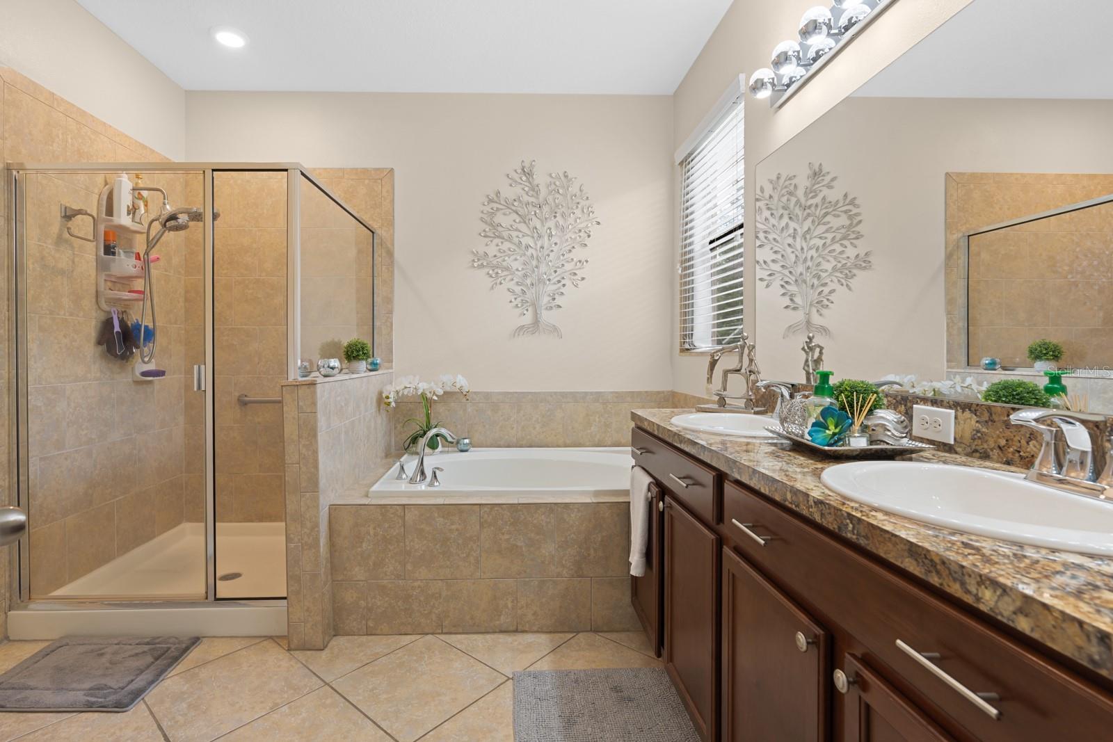 13216 WELLINGTON HILLS DR — photo 38