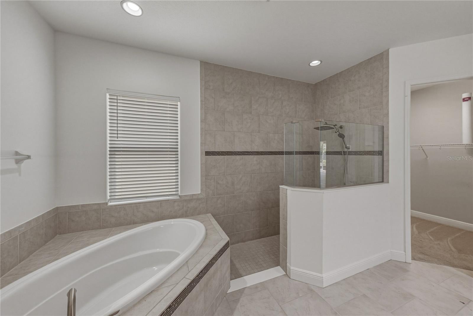 5904 SHELL RIDGE DR — photo 54