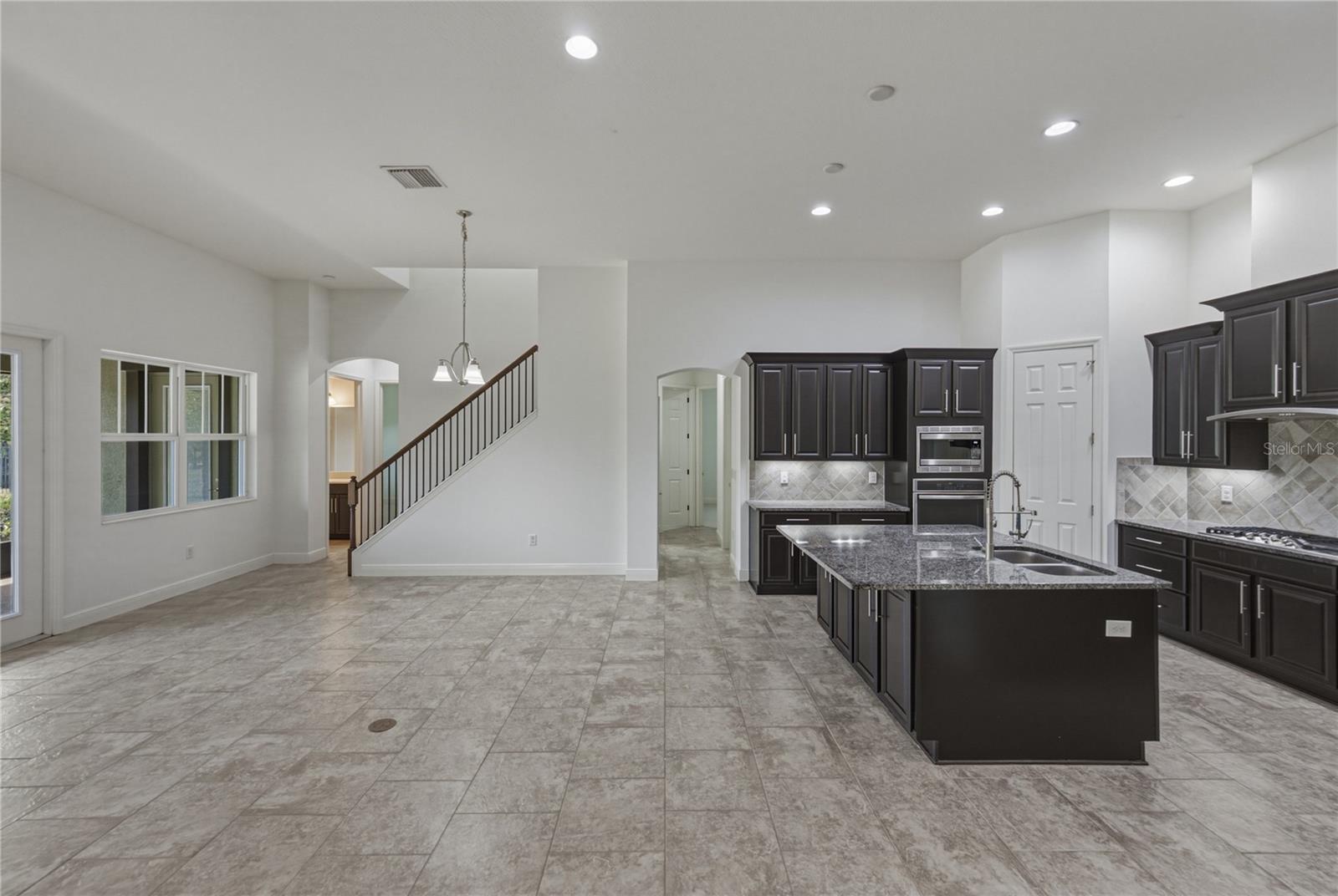 5904 SHELL RIDGE DR — photo 34