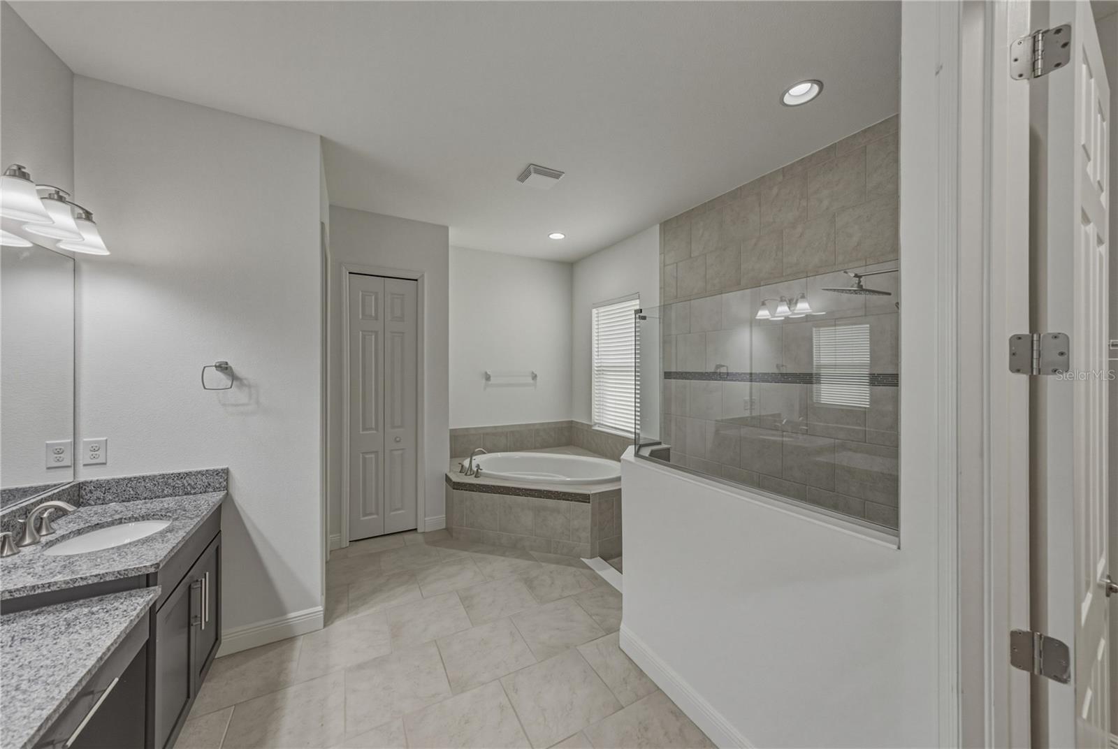 5904 SHELL RIDGE DR — photo 51