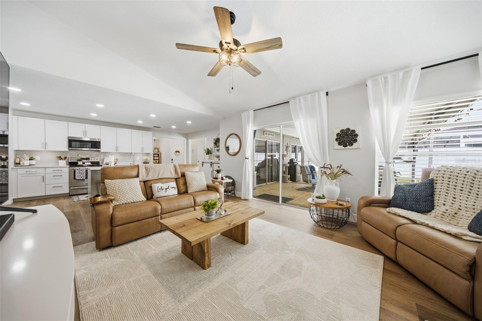 2409 ARBORWOOD DR — photo 15