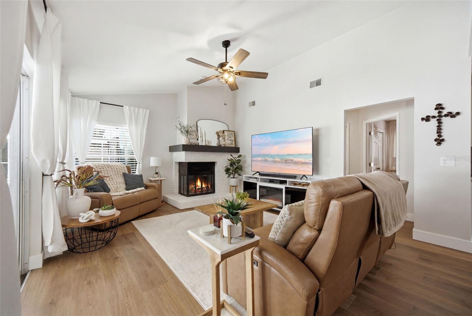 2409 ARBORWOOD DR — photo 16