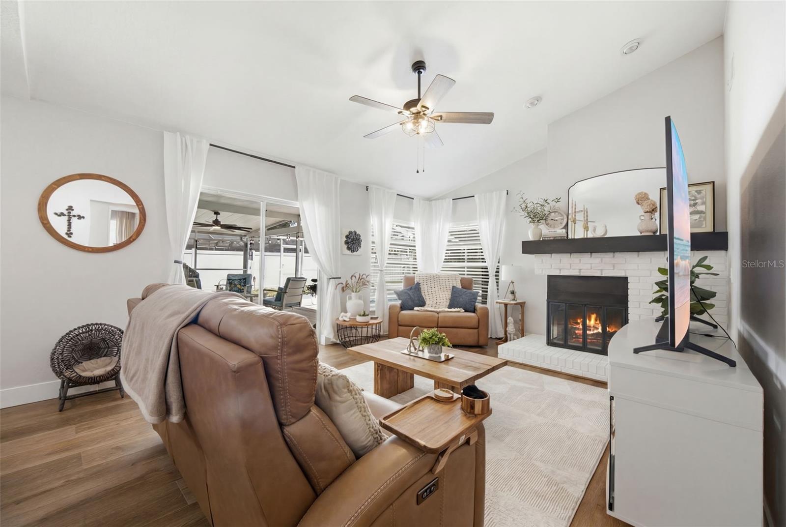 2409 ARBORWOOD DR — photo 17