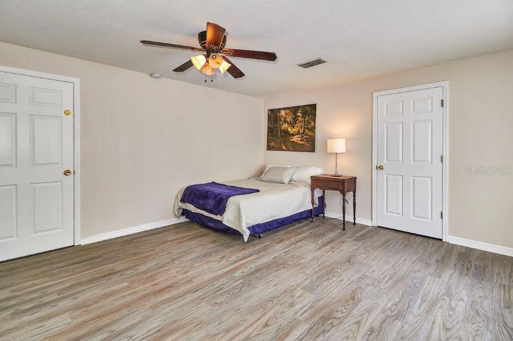 800 E BAKER ST — photo 23