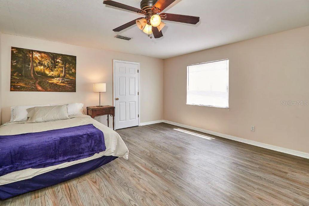800 E BAKER ST — photo 22