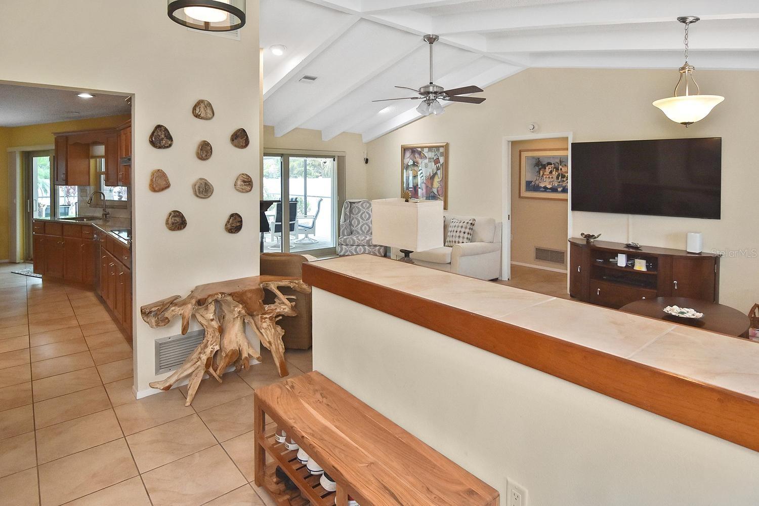 429 DARLING DR — photo 4