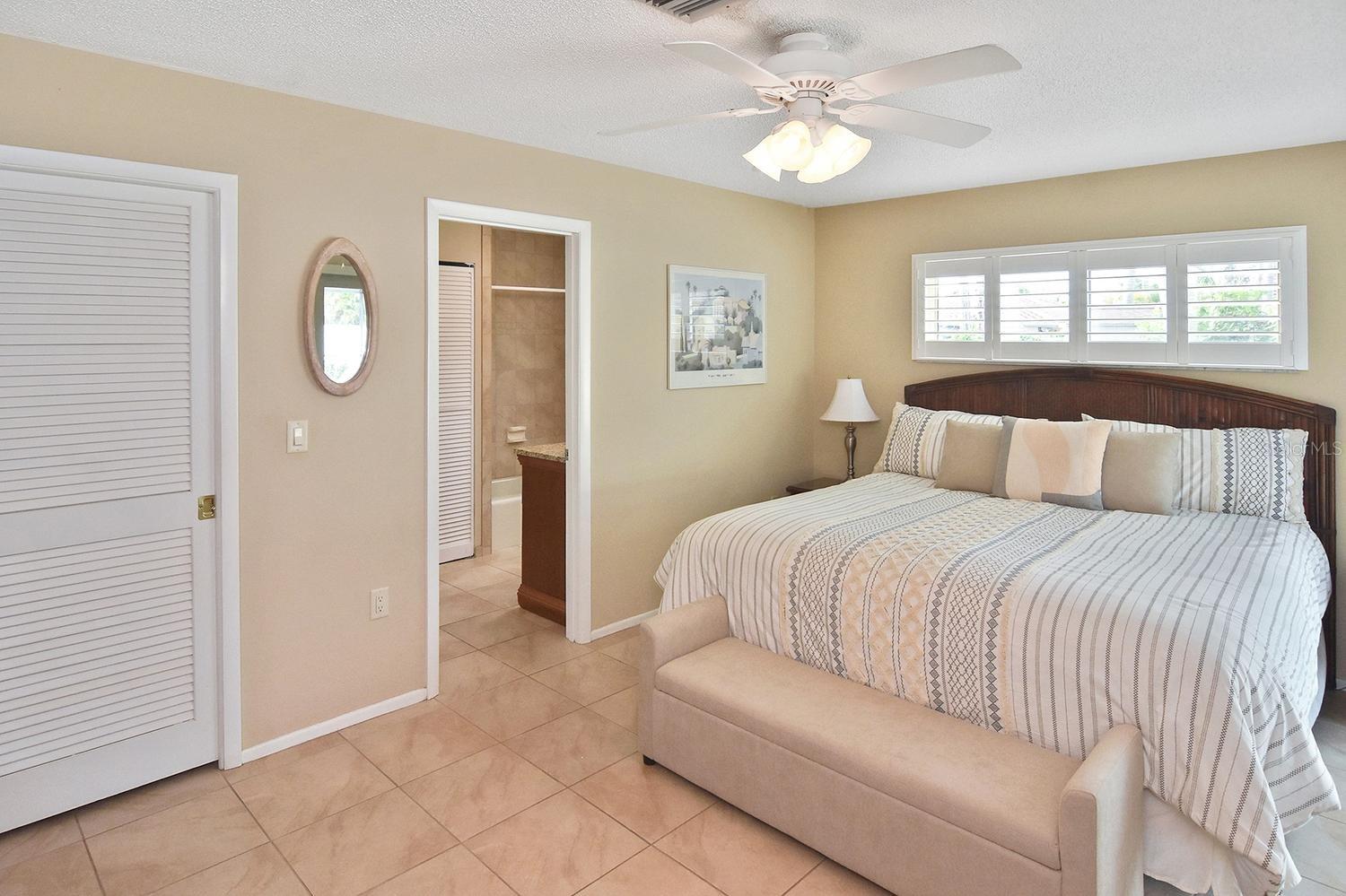 429 DARLING DR — photo 22
