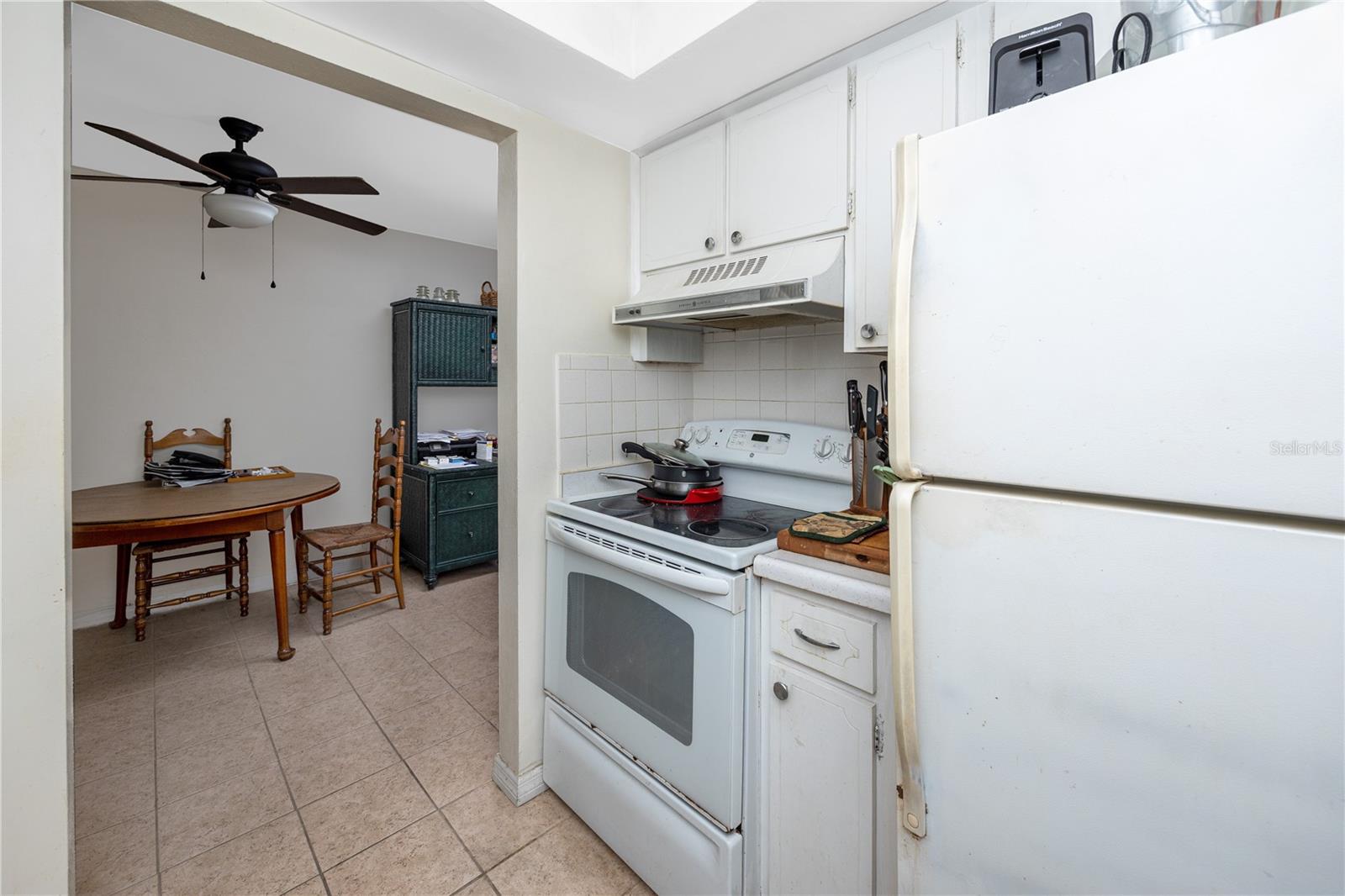224 WAVERLY WAY #4 — photo 11