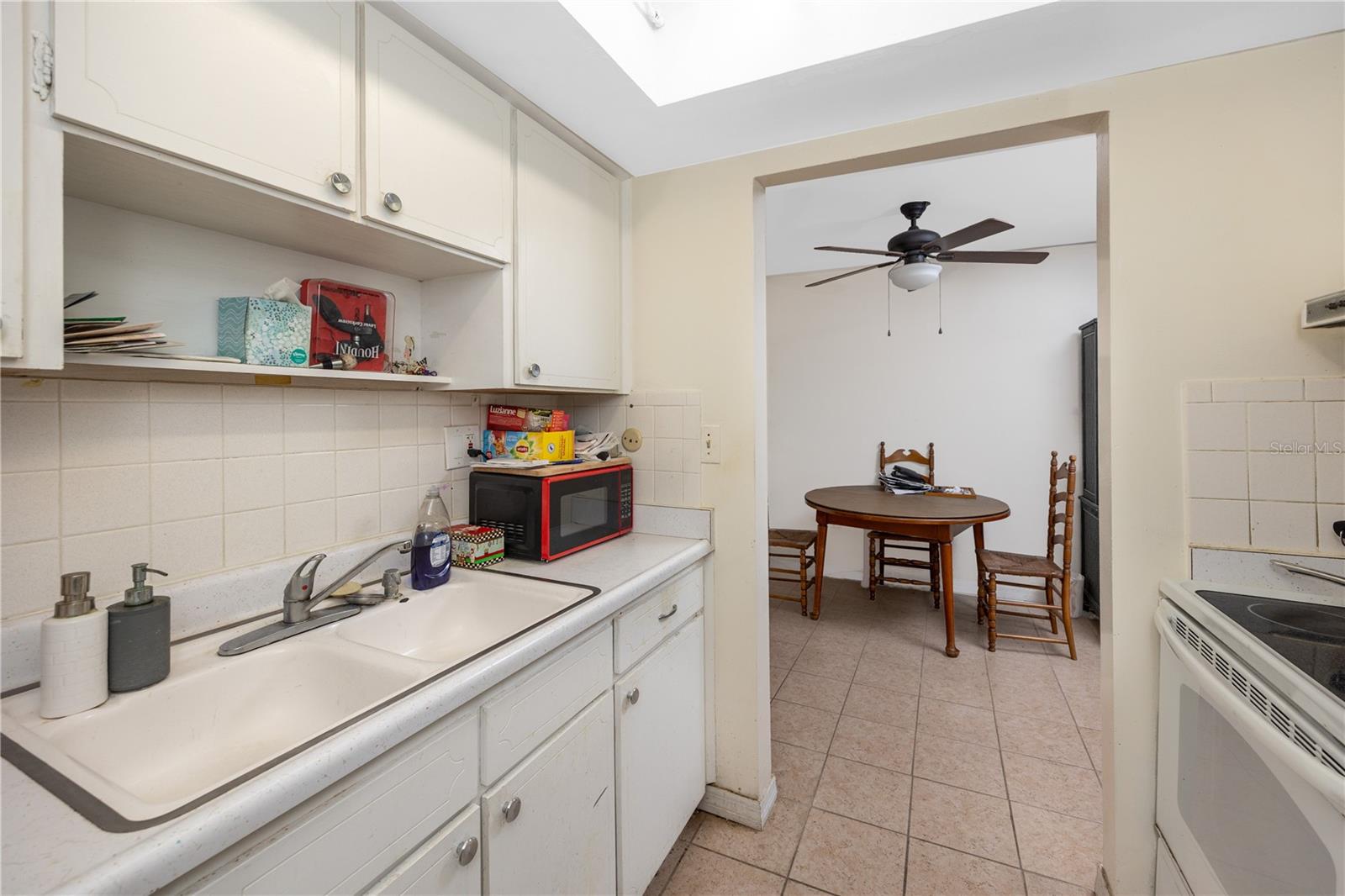 224 WAVERLY WAY #4 — photo 10