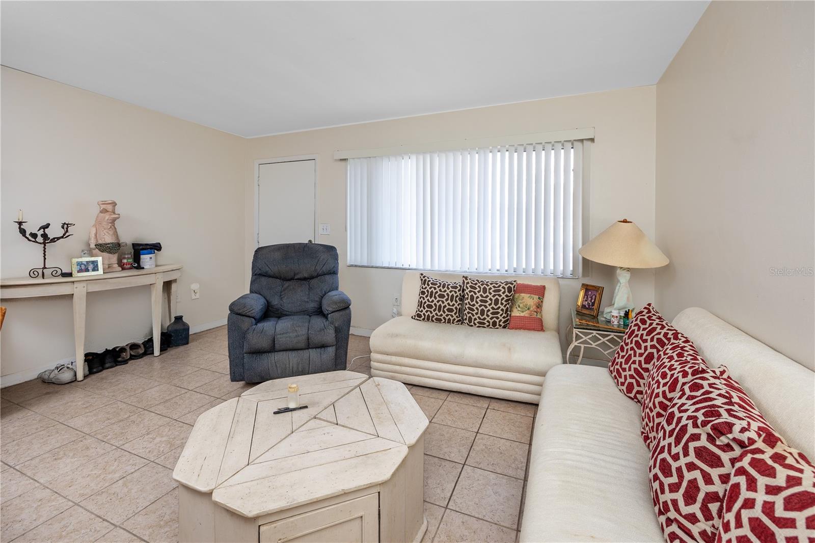 224 WAVERLY WAY #4 — photo 5