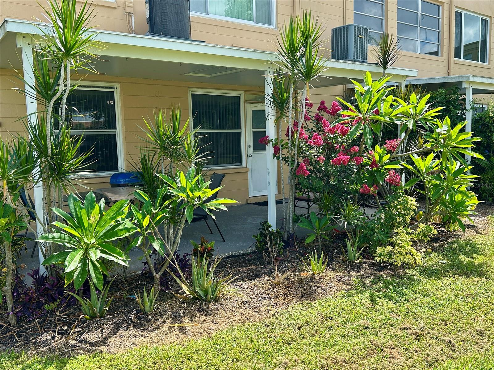 2467 FINLANDIA LN #27 — photo 31
