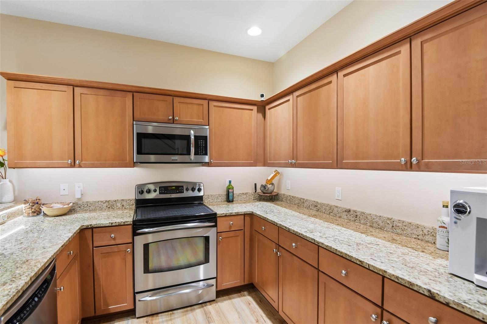 131 ATHENIAN WAY — photo 11