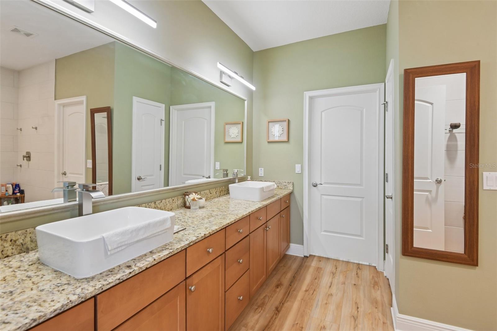 131 ATHENIAN WAY — photo 19