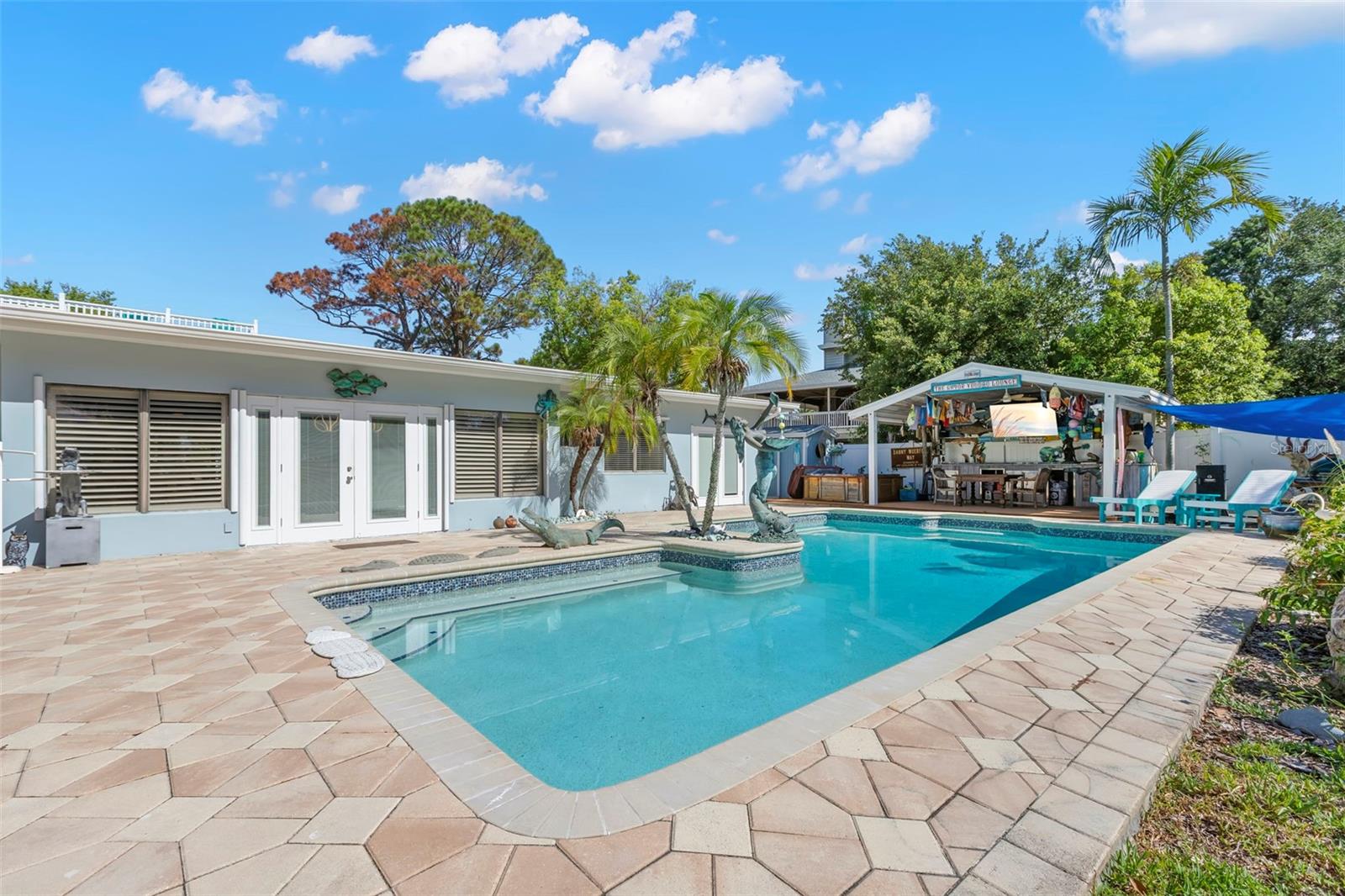 121 CARLYLE DR — photo 12