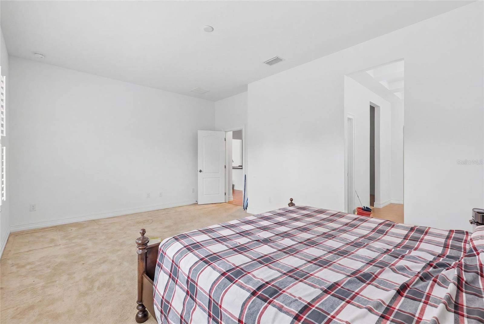 7013 ARTESIAN CT — photo 25
