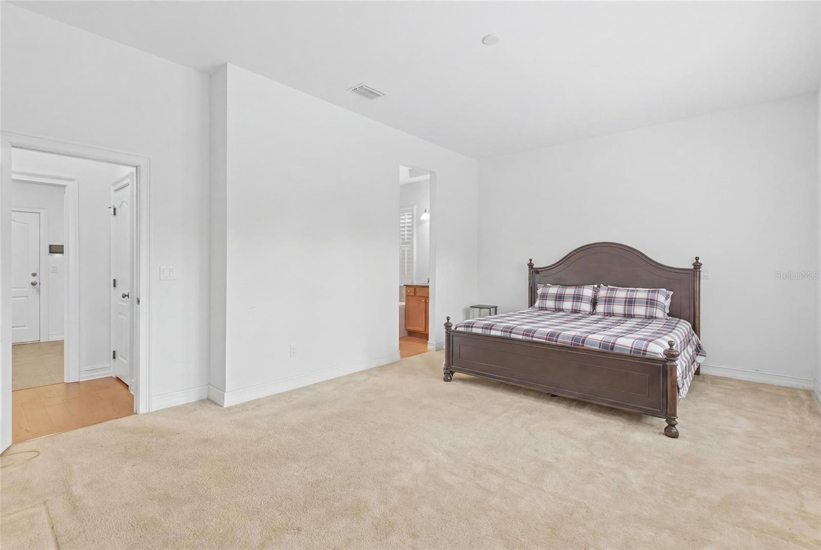 7013 ARTESIAN CT — photo 24