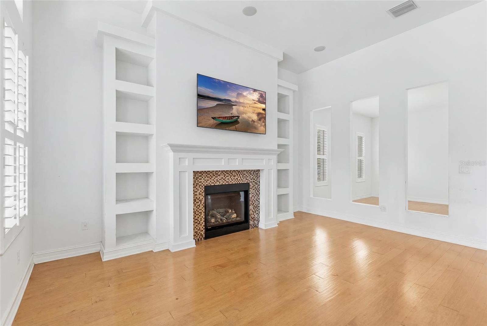 7013 ARTESIAN CT — photo 13