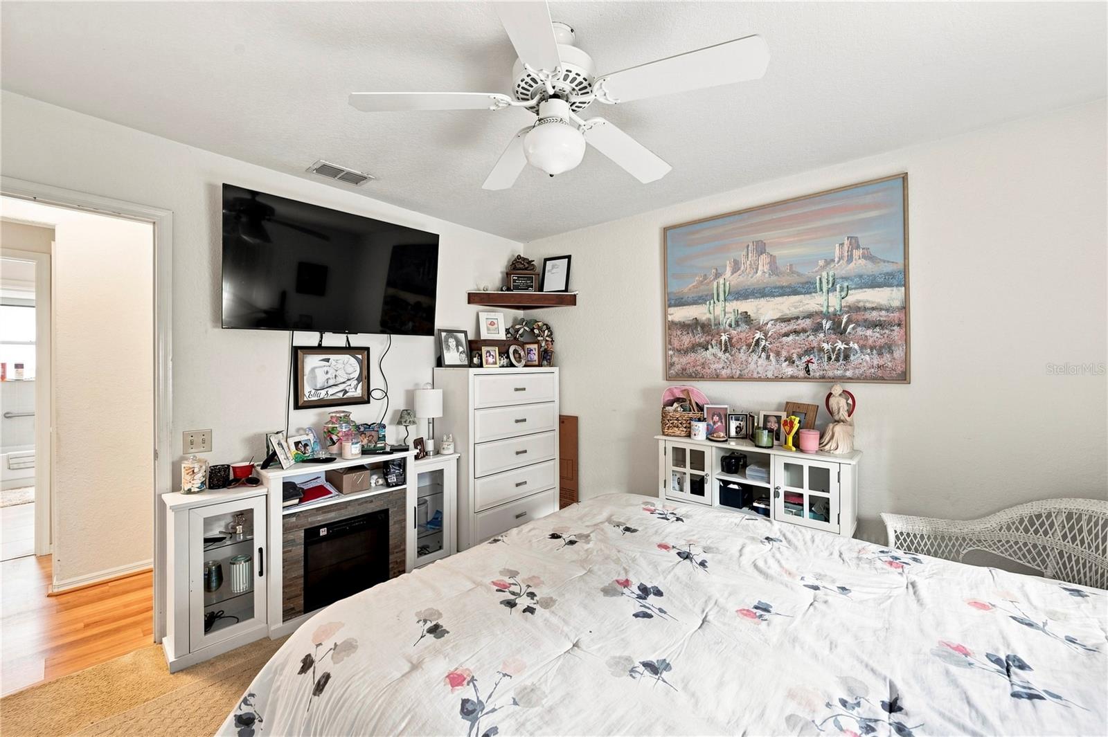 1469 RIVERDALE DR — photo 40