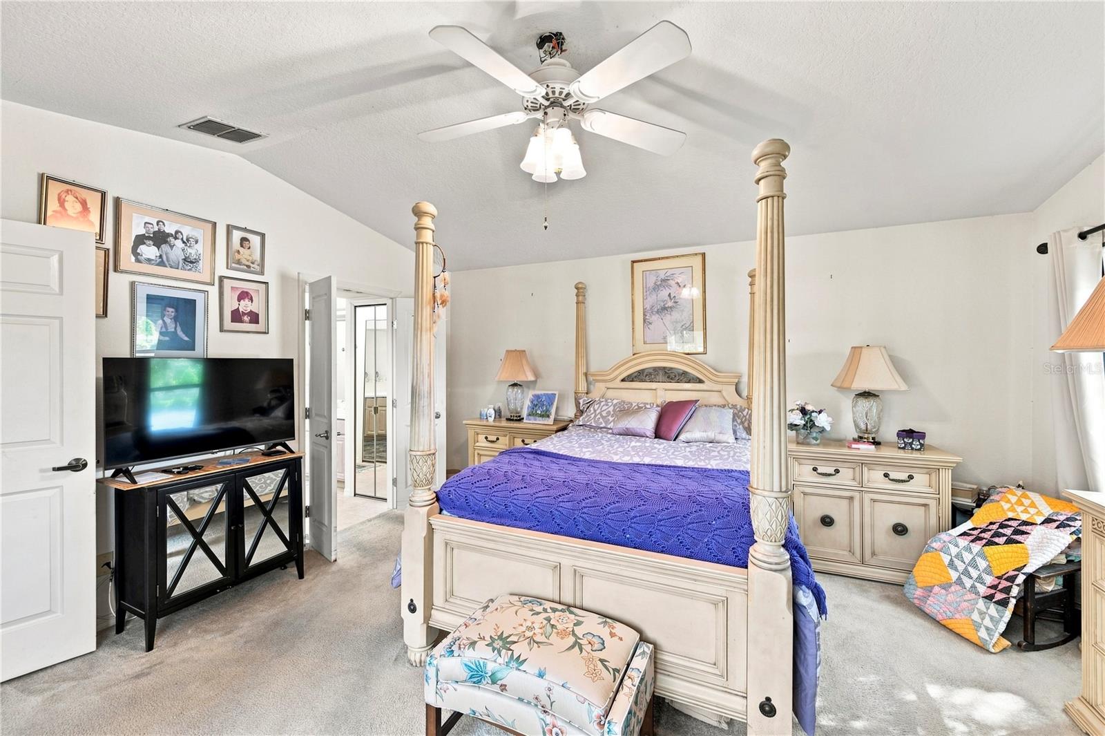 1469 RIVERDALE DR — photo 33