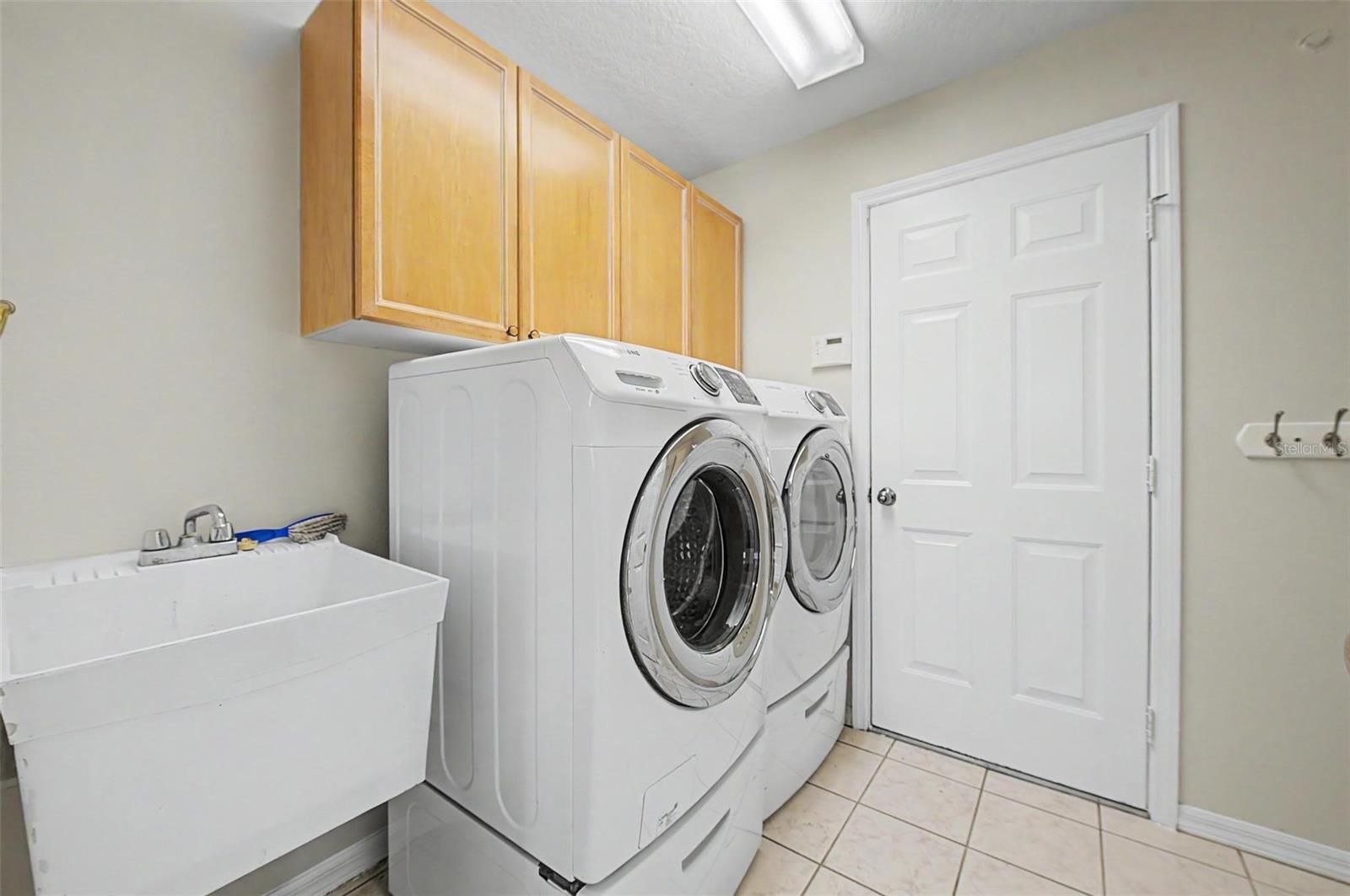 4332 SWIFT CIR — photo 31