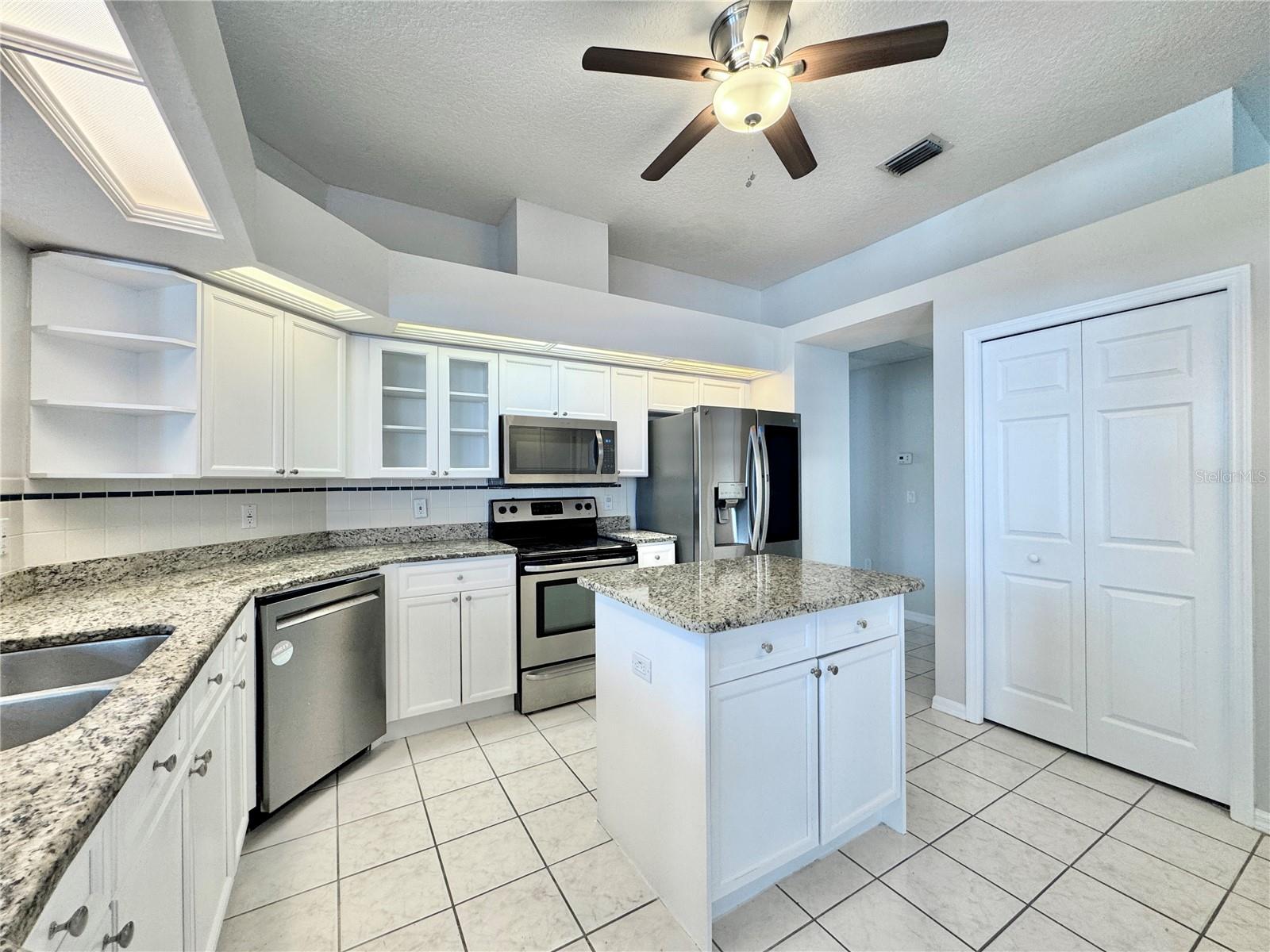 4332 SWIFT CIR — photo 15