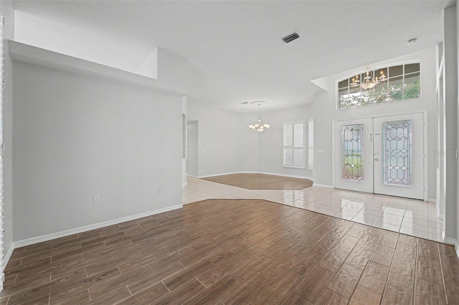 4332 SWIFT CIR — photo 9
