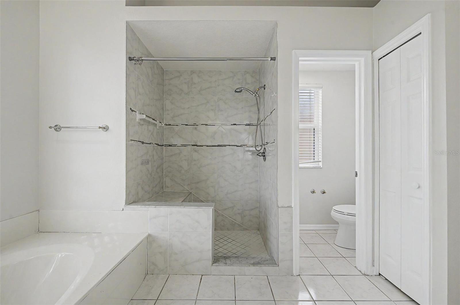 4332 SWIFT CIR — photo 23